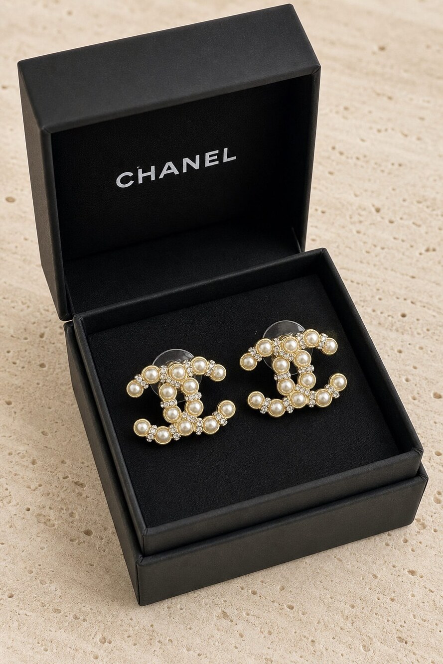 CHANEL Classic Parisian Earrings Style 23 | New with Box - Picture 2 of 9